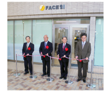 ＦＡＣＥ２１がオープン・写真１